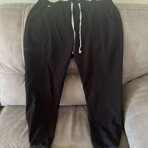 Figs joggers size large